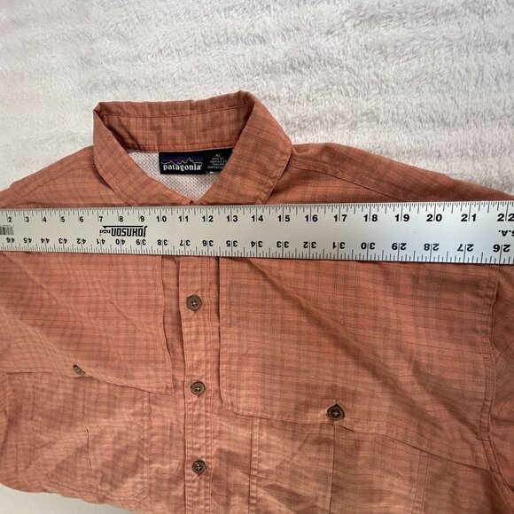 Patagonia Mens XL Button-Up Vented Shirt Rust Orange Checked Lightweight Outdoor - Picture 5 of 7